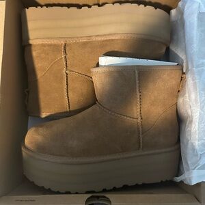 Uggs classic mini platform chestnut